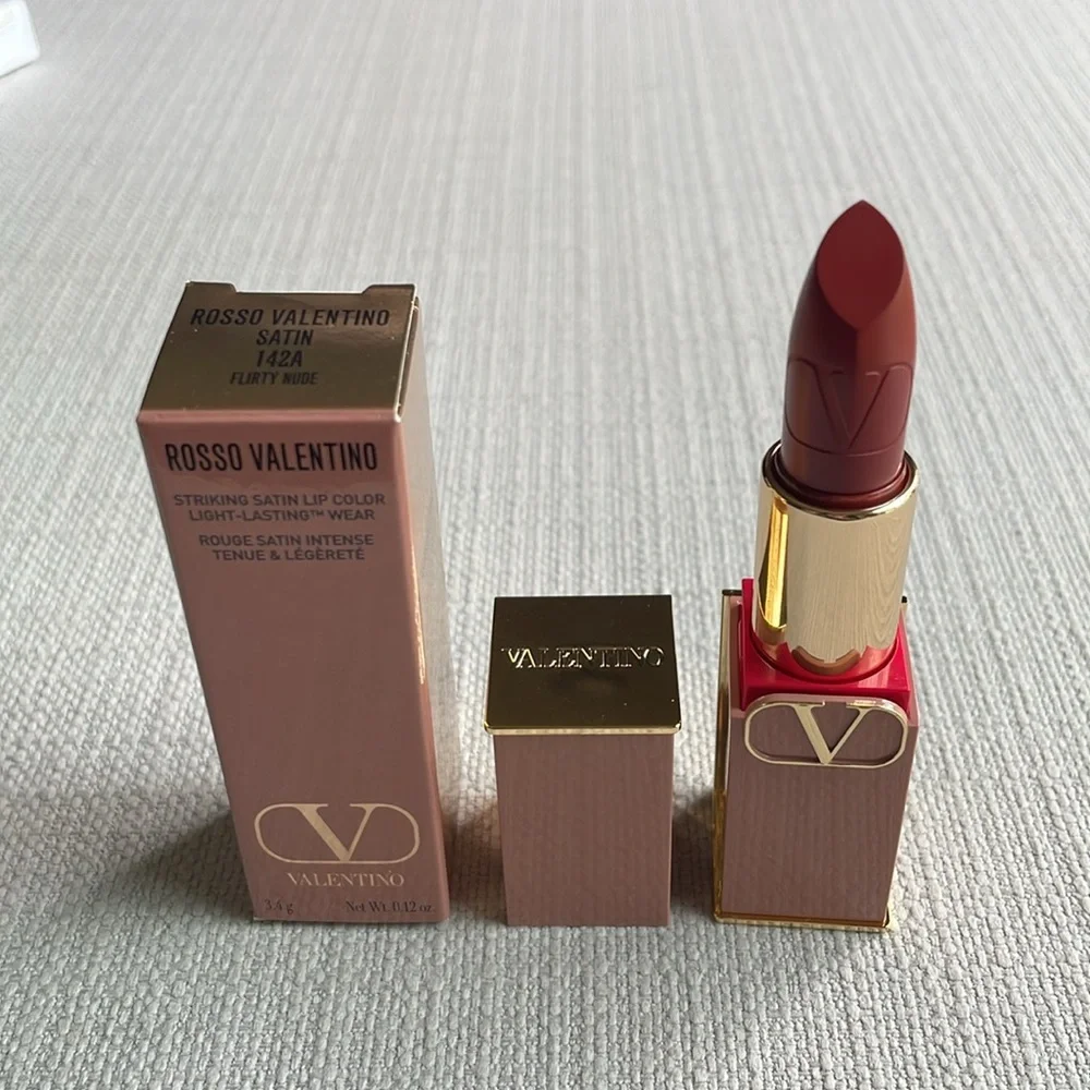 Valentino Rosso Valentino Satin Lip Color — 142A flirty nude